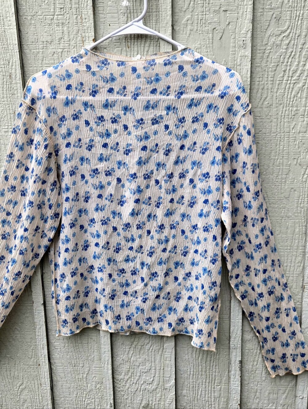 Dazy Ditsy Floral Print Lettuce Trim Mock Neck SemiSheer Blouse (M)